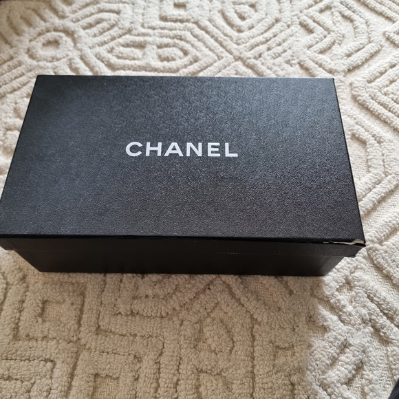 Authentic Chanel espadrilles - Picture 9 of 11